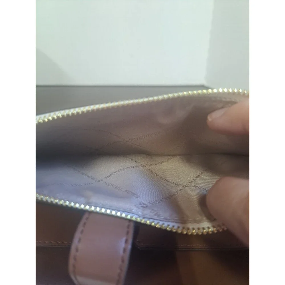 Michael Kors Jet Set Wristlet Vanilla With Signature Logo 35F8GTVWOB